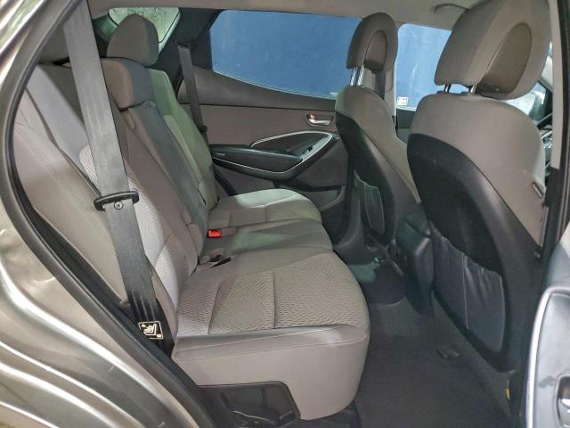 Hyundai SANTA FE Image 4