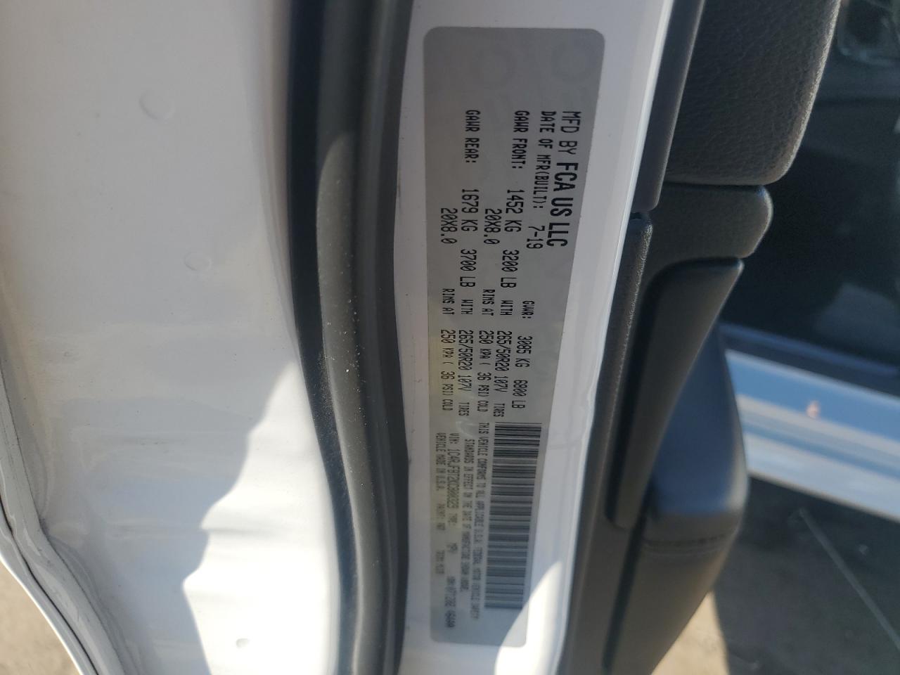 Jeep Grand Cherokee Limited Image 12