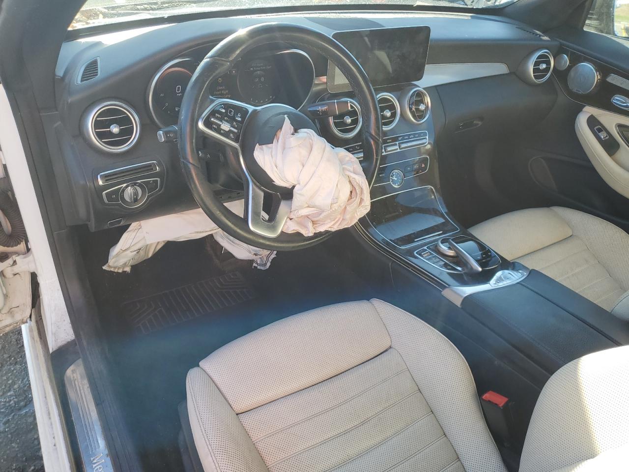 Mercedes-Benz C-Class 300 4matic Image 8