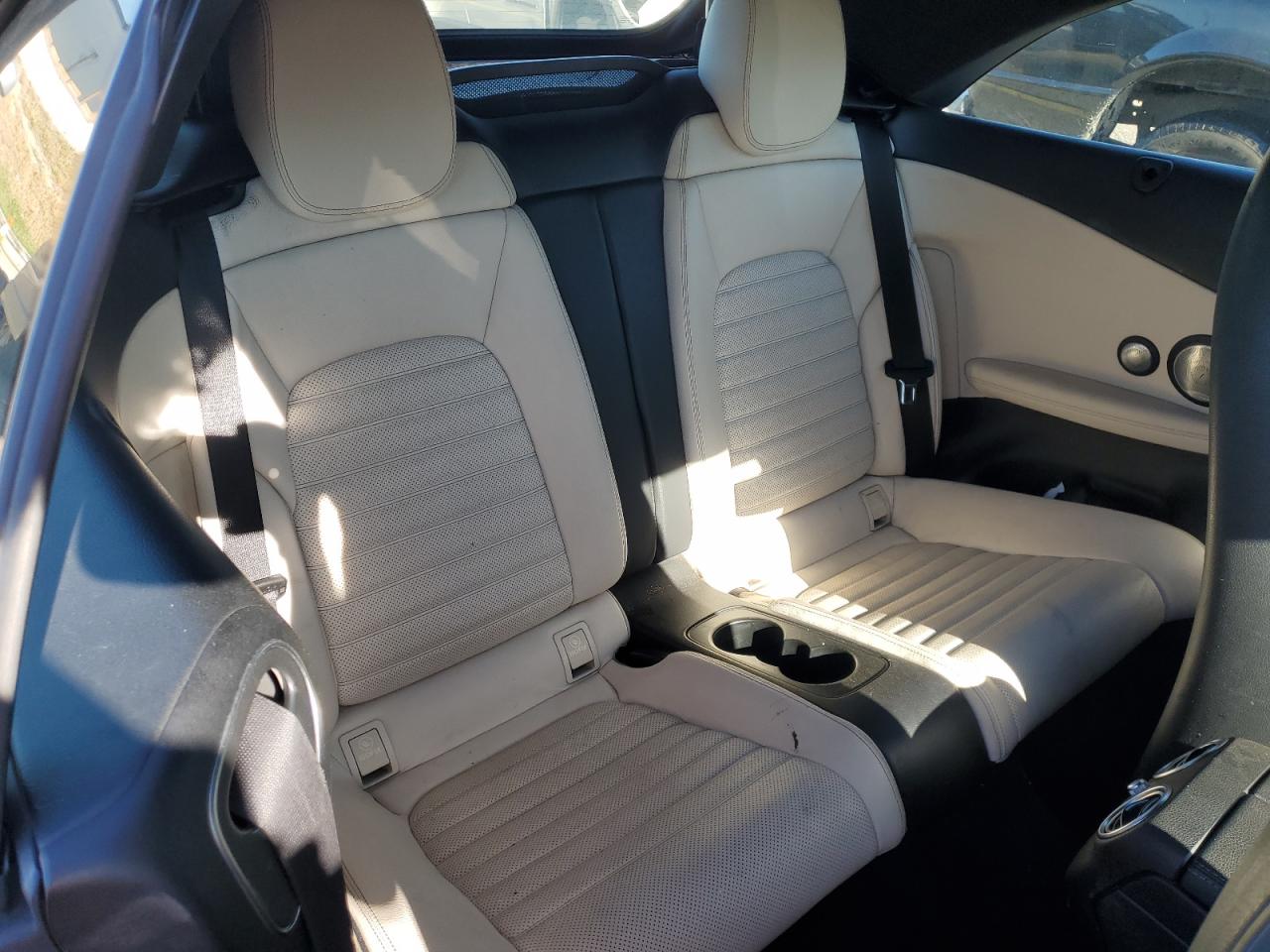 Mercedes-Benz C-Class 300 4matic Image 10