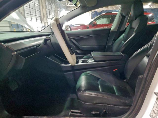 Tesla Model 3 Image 12