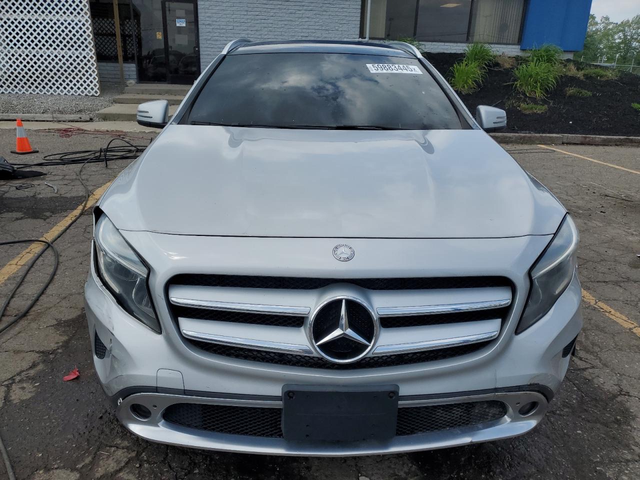 Mercedes-Benz GLA 250 4matic Image 2