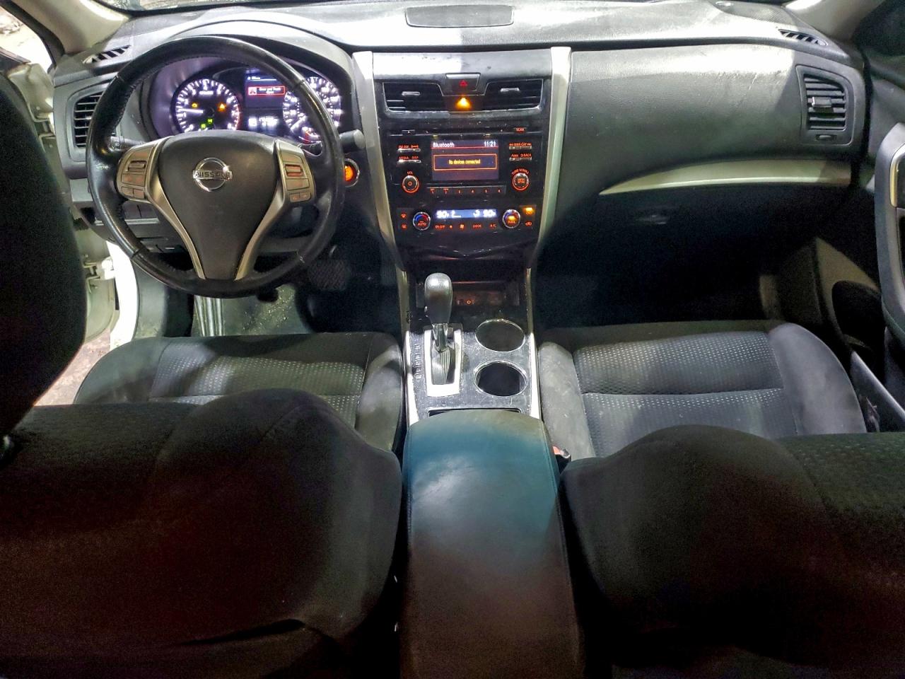 Nissan Altima 2.5 Image 8