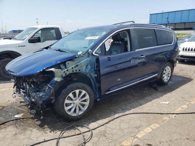  Salvage Chrysler Pacifica