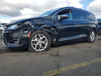  Salvage Chrysler Pacifica