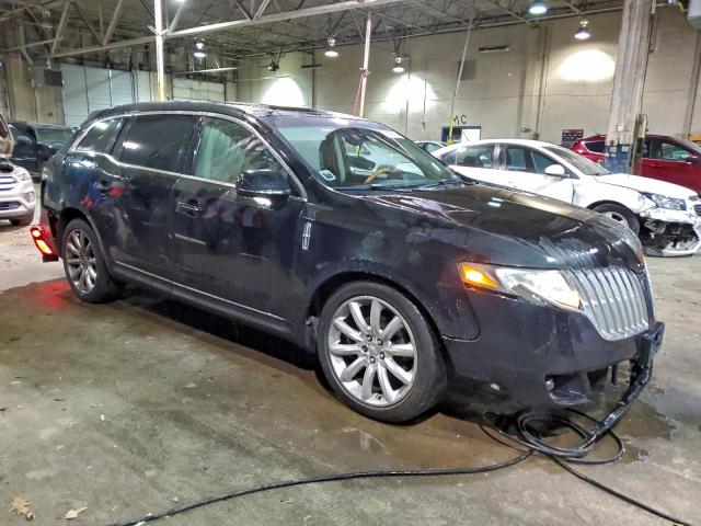 Lincoln MKT Image 2