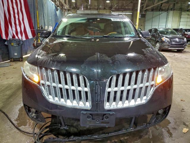 Lincoln MKT Image 3
