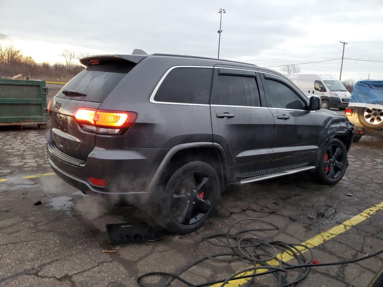 Jeep Grand Cherokee Laredo Image 3