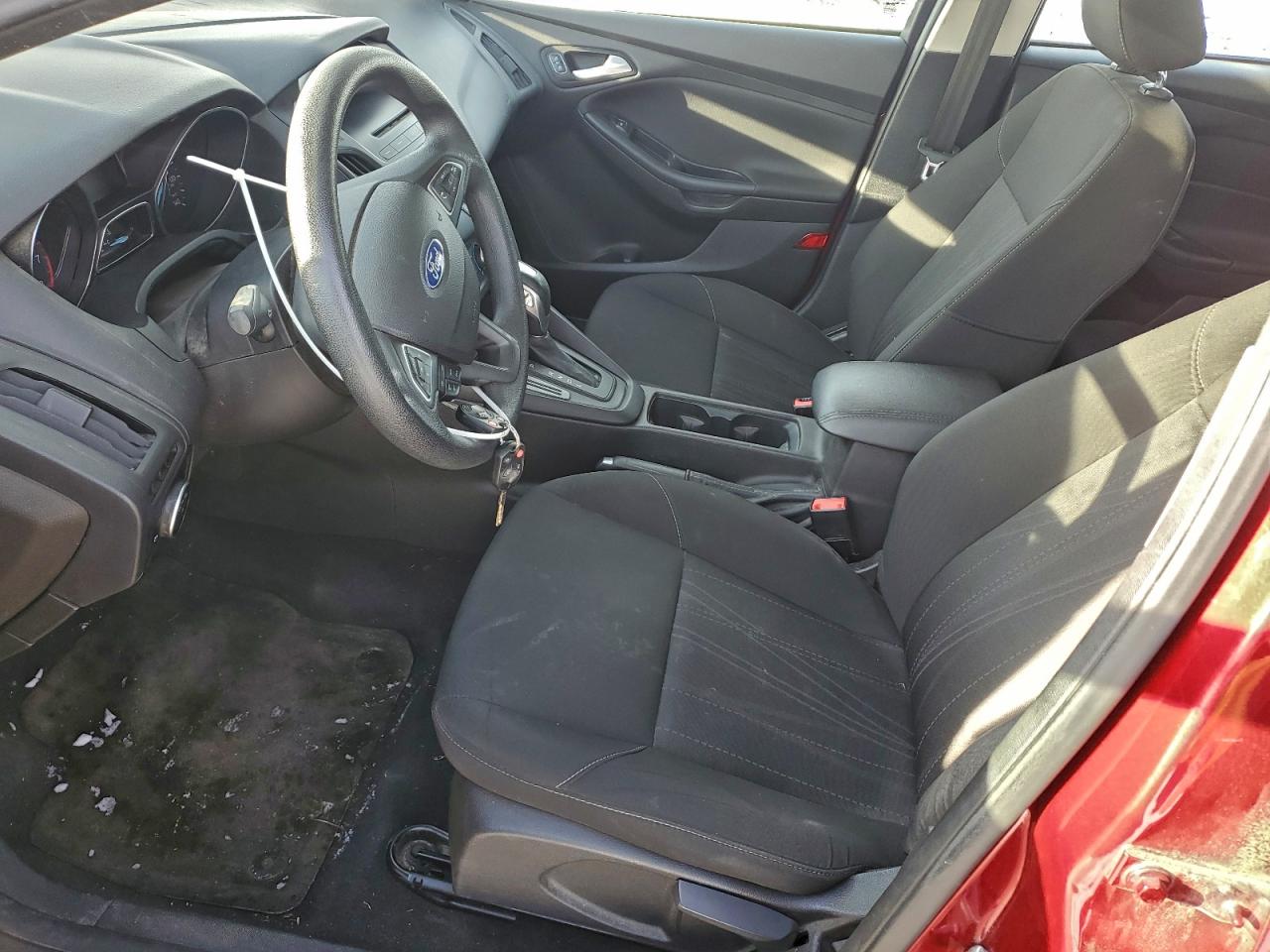 Ford Focus Se Image 12
