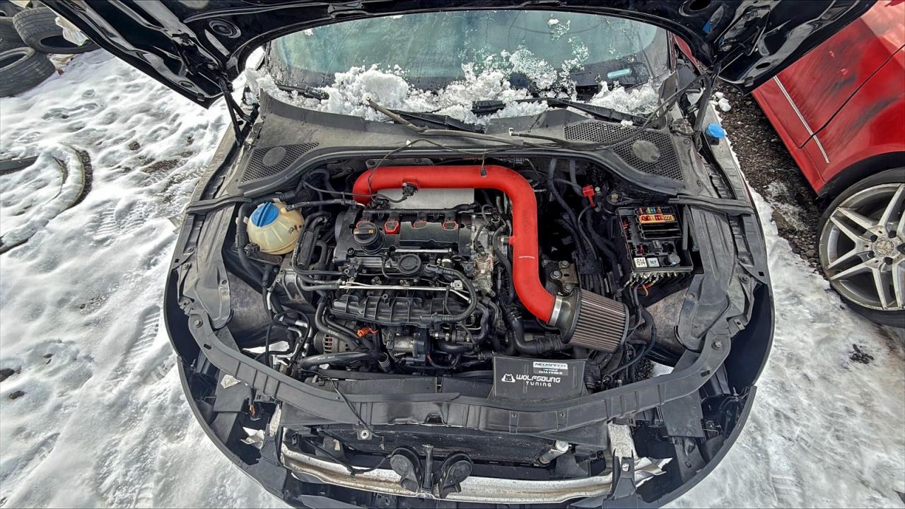 Audi TT 2.0t Image 5