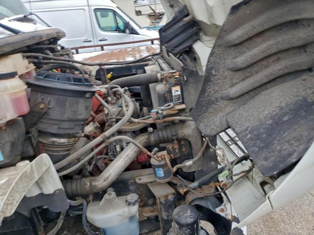 Freightliner M2 106 Medium Duty Image 8