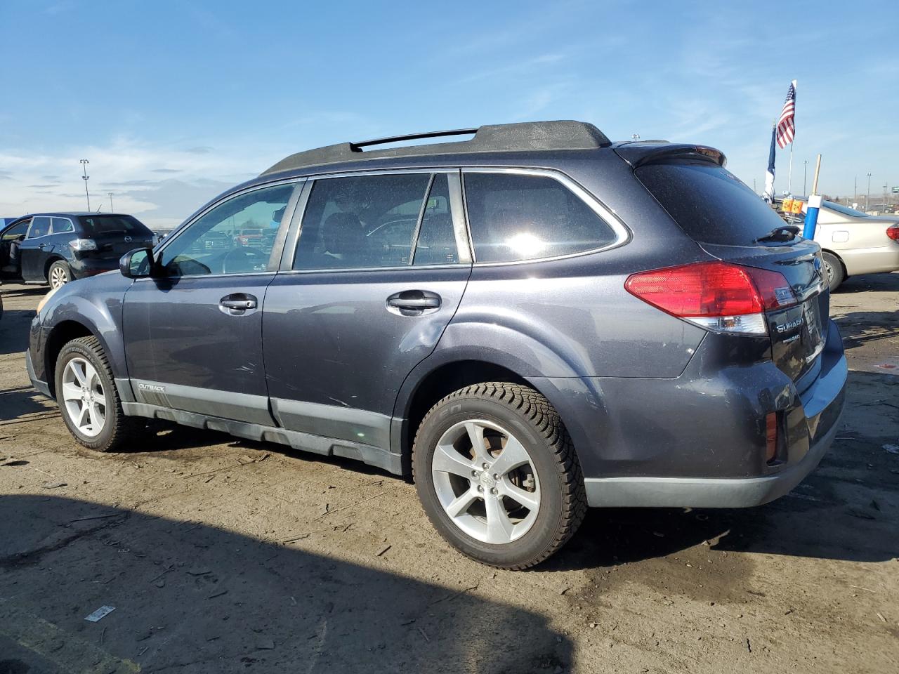 Subaru Outback 2.5i Premium Image 13