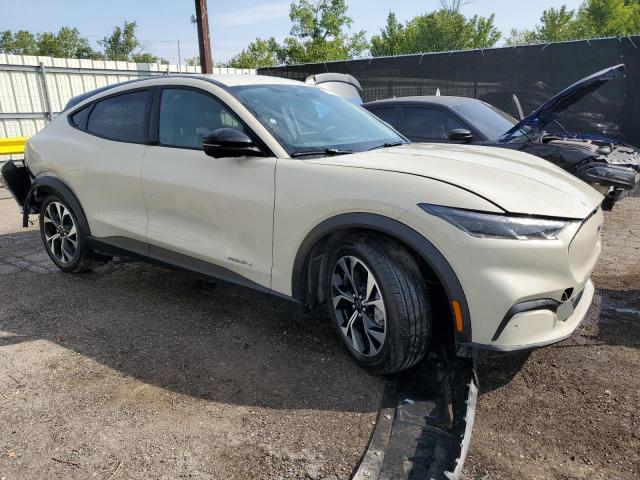 Ford Mustang Select Image 3