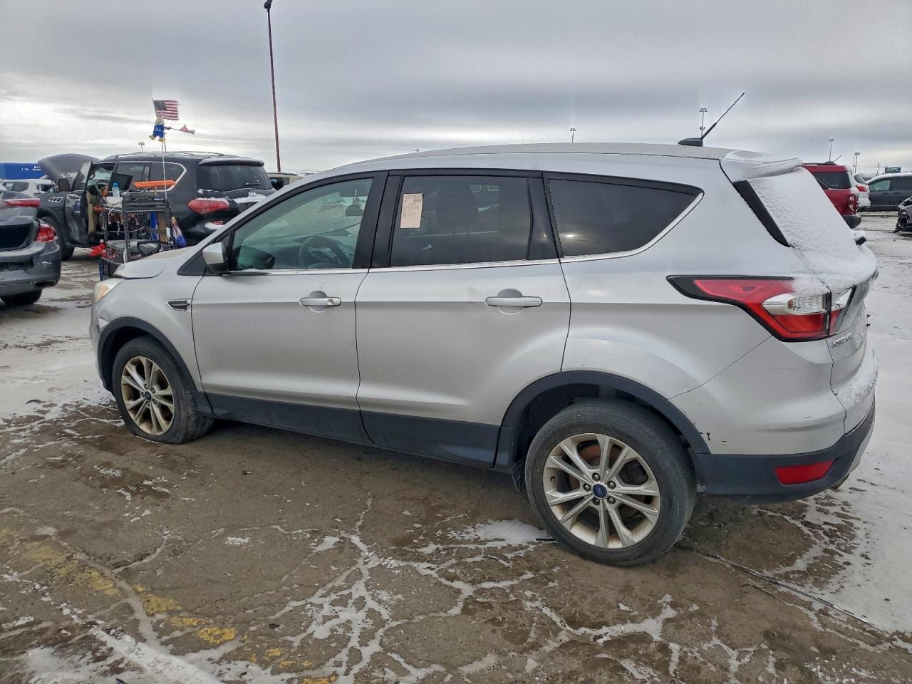 Ford Escape Se Image 11