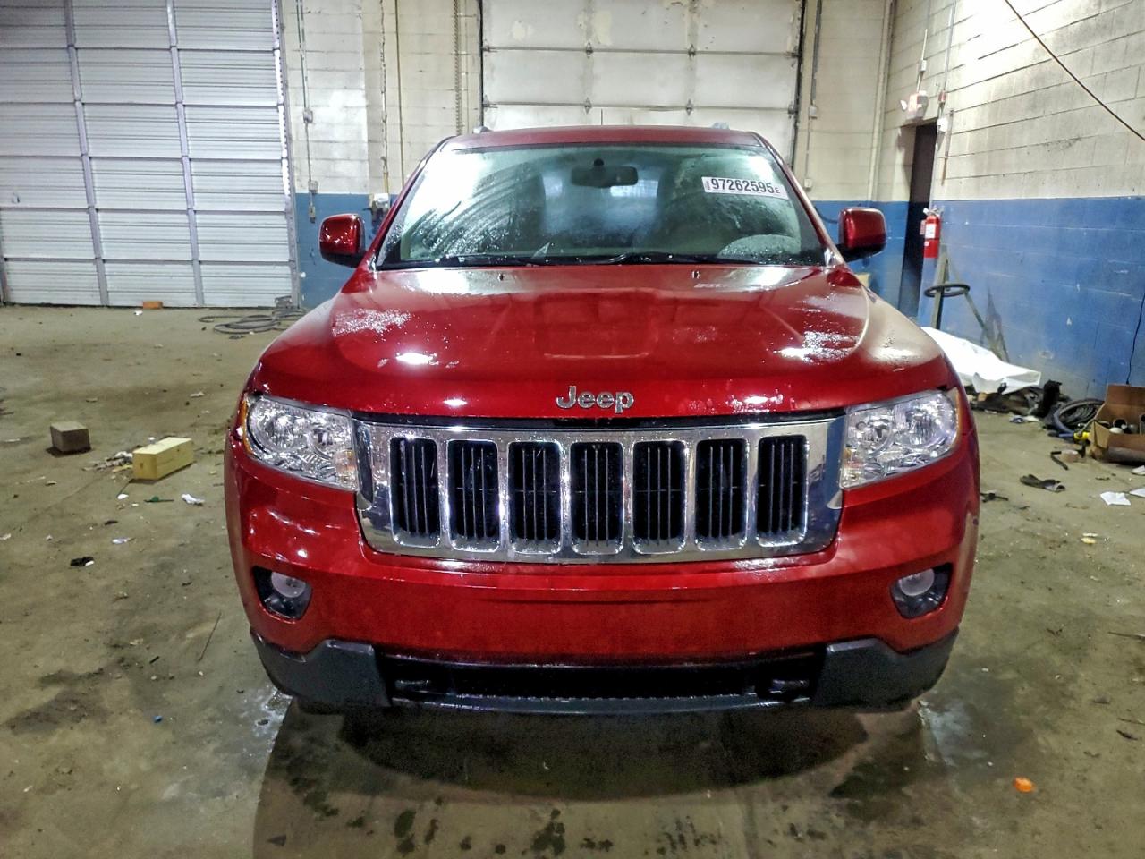 Jeep Grand Cherokee Laredo Image 4