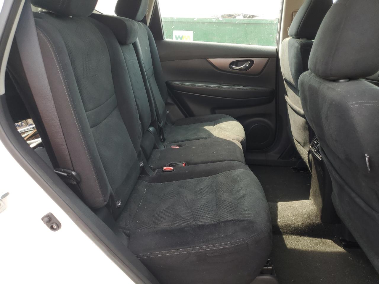 Nissan Rogue S Image 10