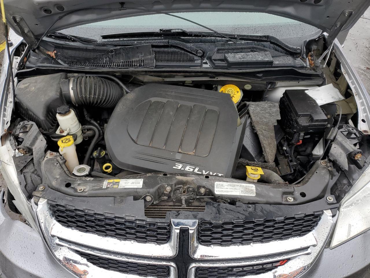 Dodge Caravan Sxt Image 10