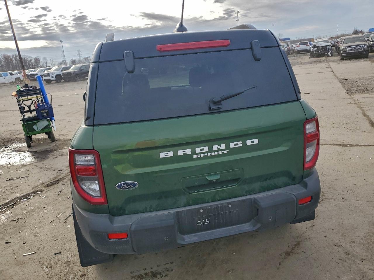 Ford Bronco Outer Banks Image 13