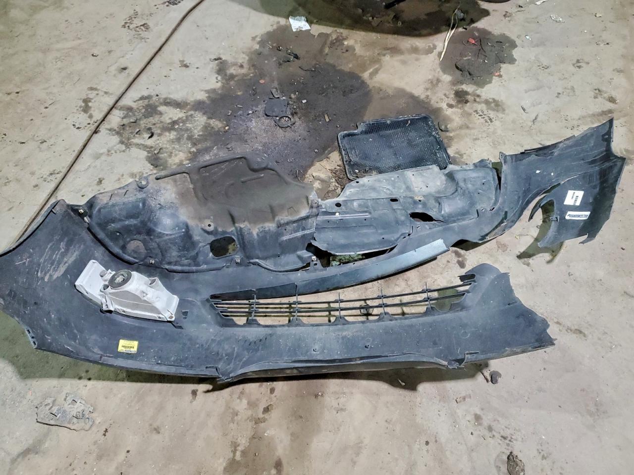 Toyota Camry Le Image 9