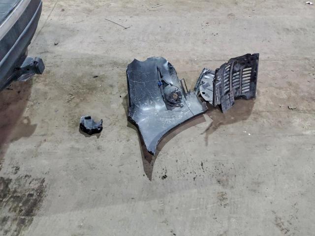 Toyota Highlander Base Image 13