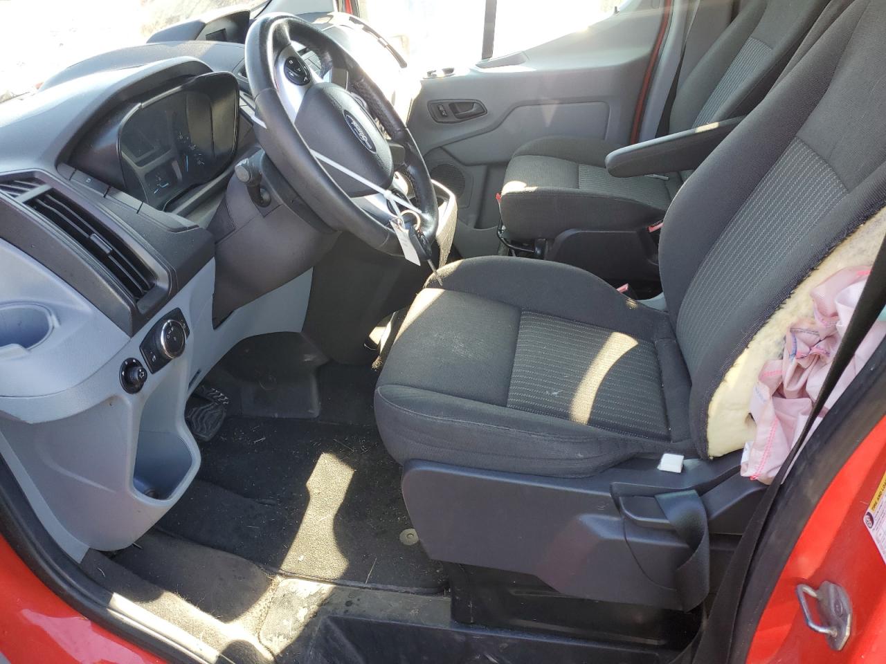 Ford Transit T-350 Image 3