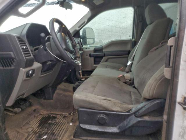 Ford F-350 Super Duty Image 5