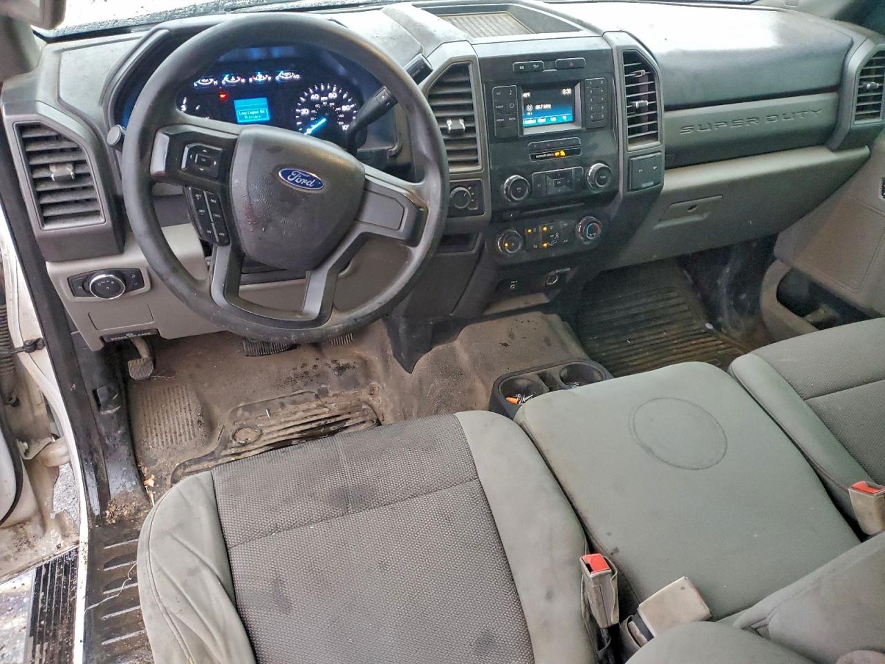 Ford F-350 Super Duty Image 2