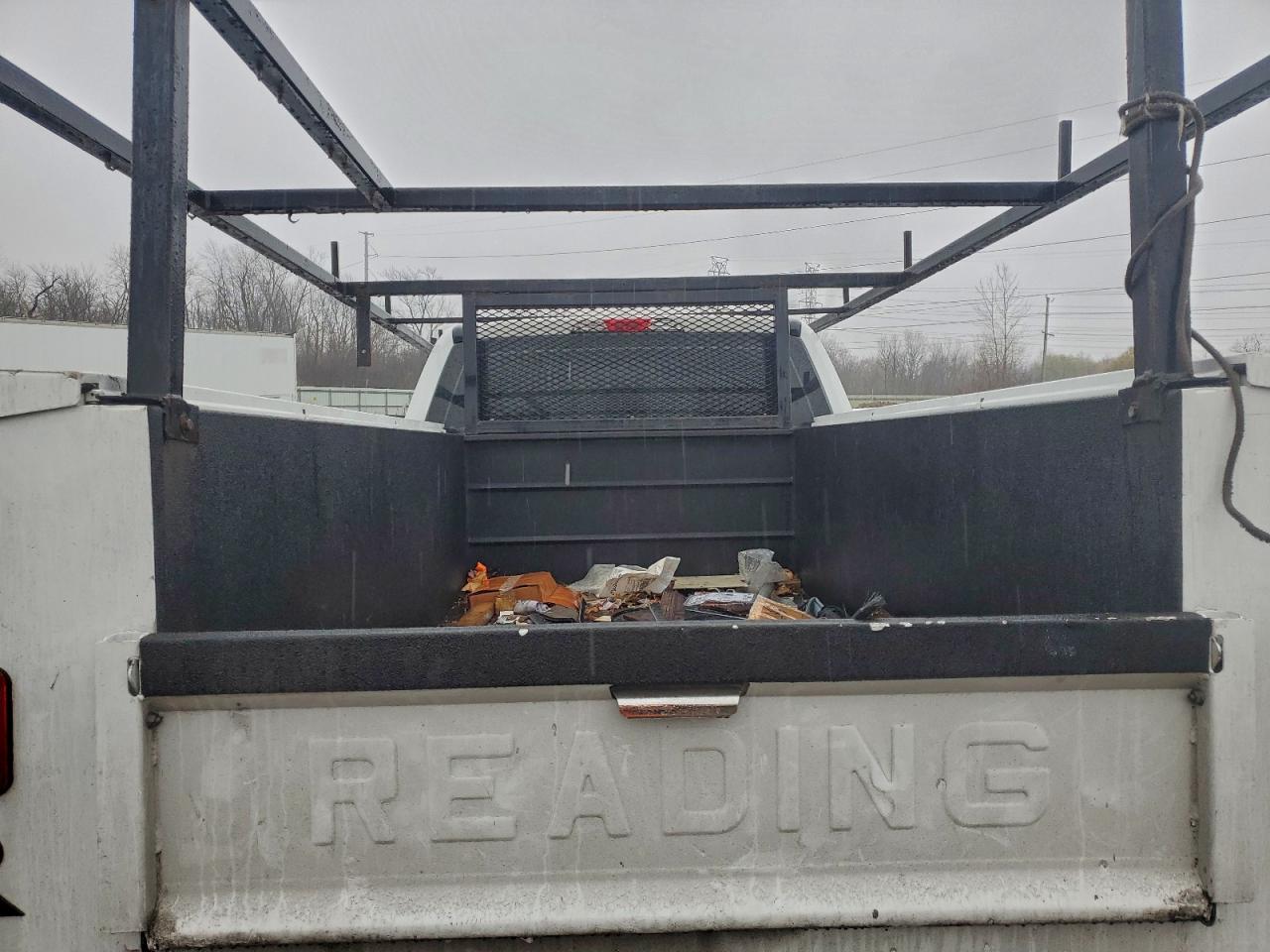 Ford F-350 Super Duty Image 4