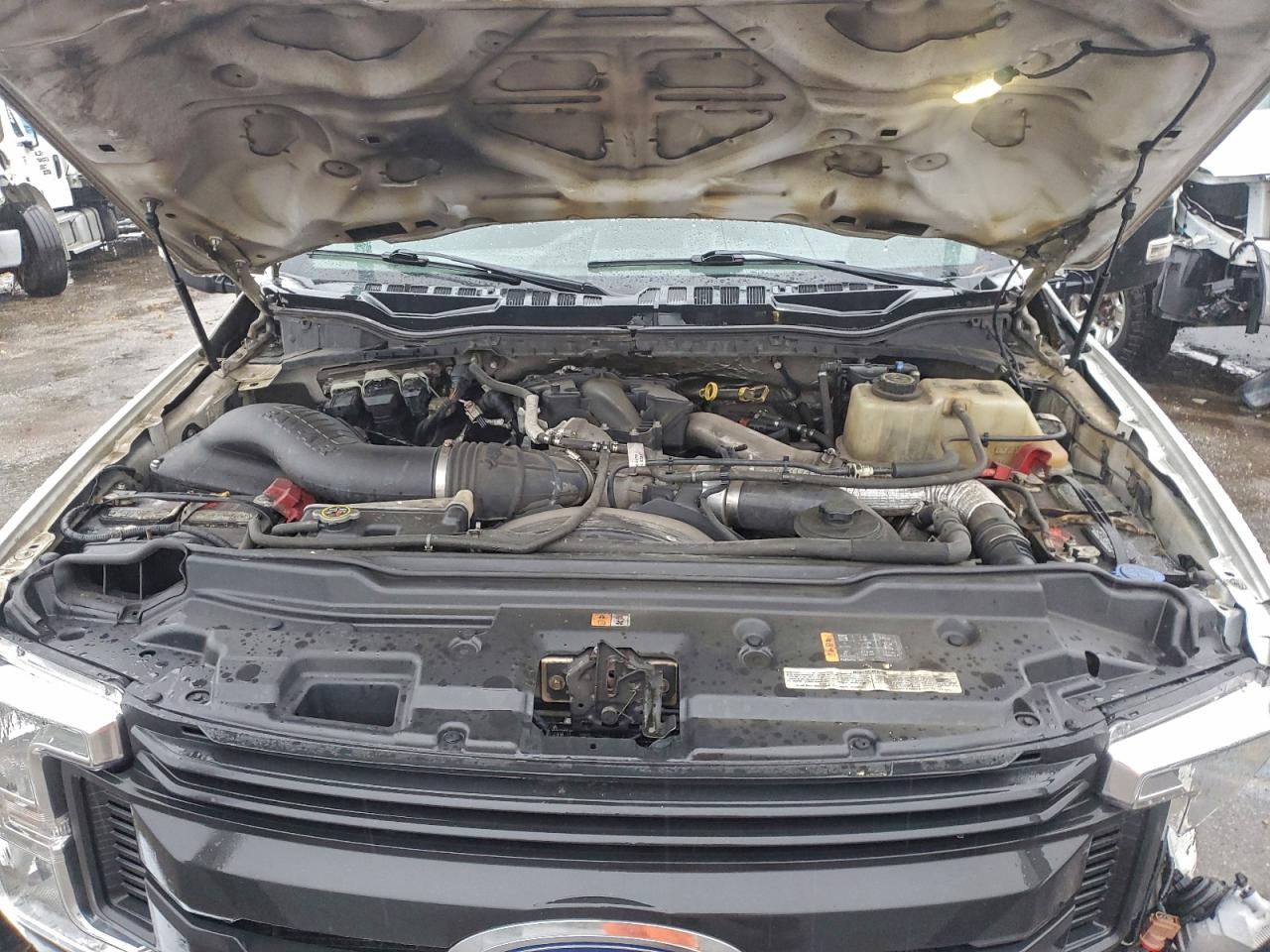 Ford F-350 Super Duty Image 11