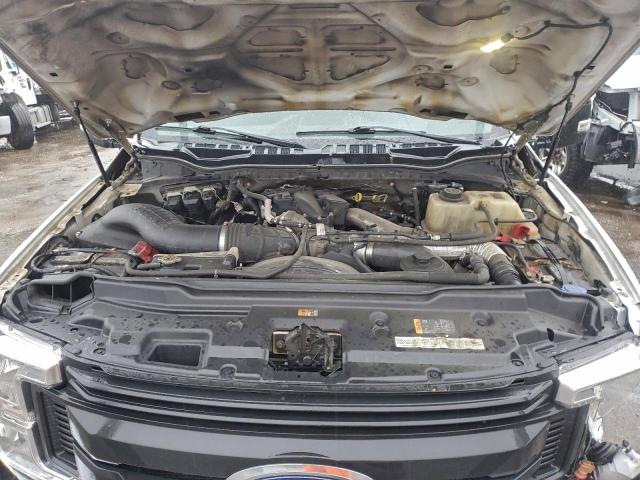 Ford F-350 Super Duty Image 11