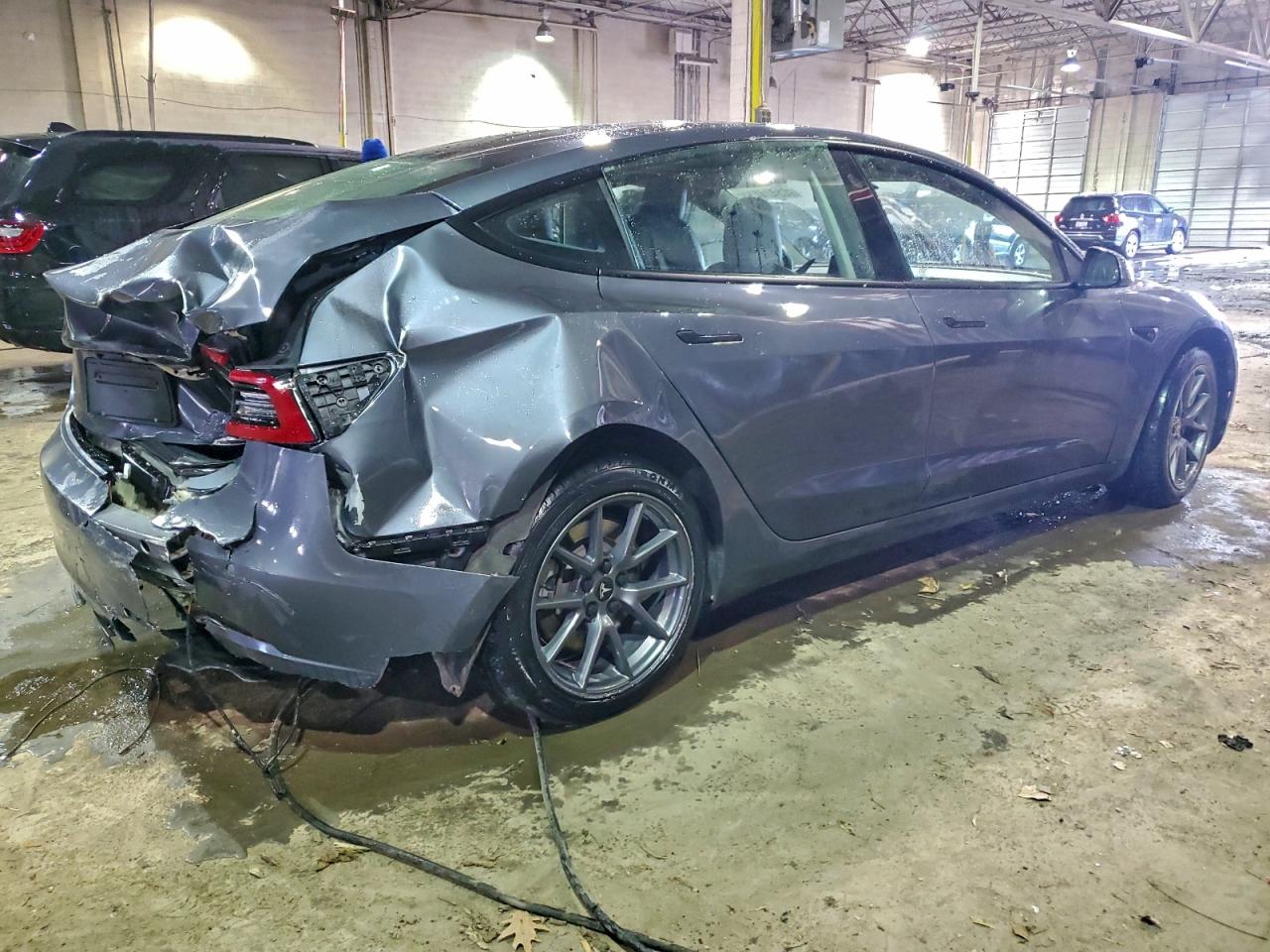 Tesla Model 3 Image 3