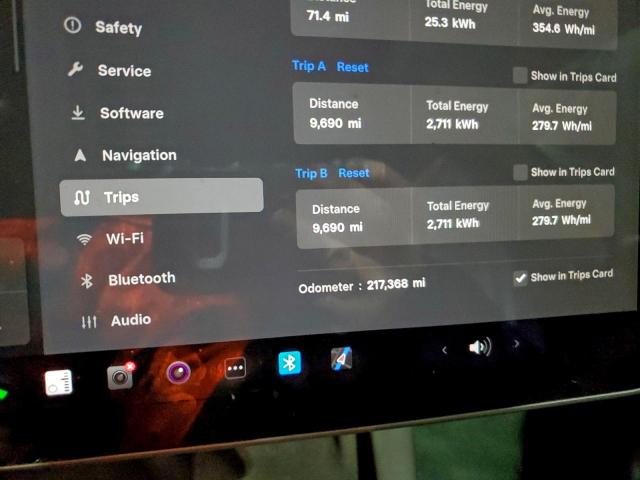 Tesla Model 3 Image 9