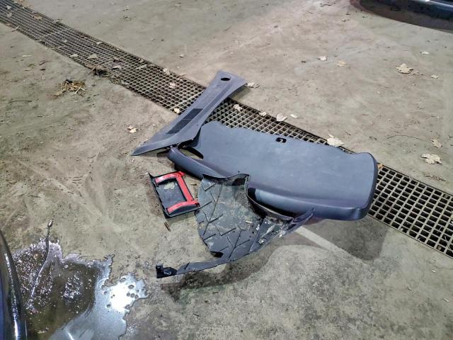 Tesla Model 3 Image 12