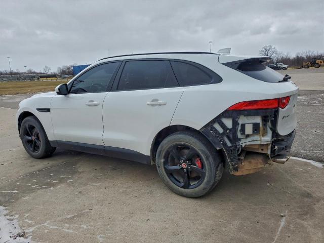 Jaguar F-PACE Prestige Image 2