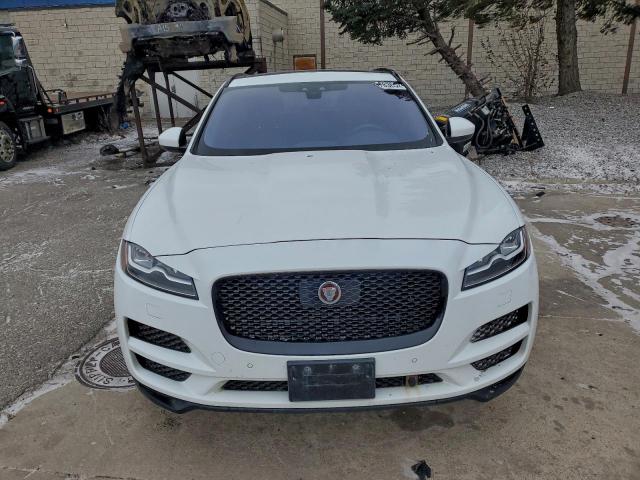 Jaguar F-PACE Prestige Image 5