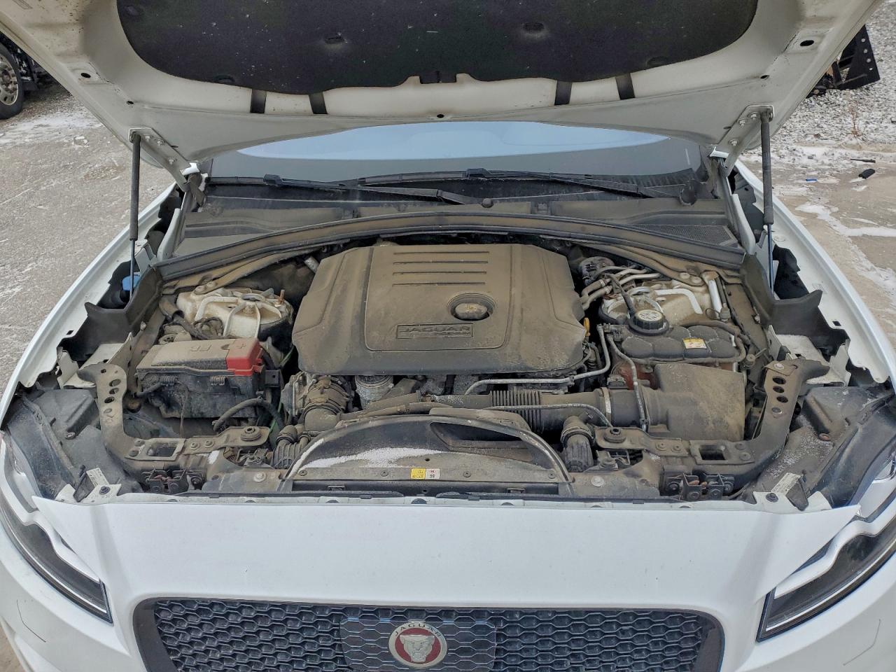 Jaguar F-PACE Prestige Image 7