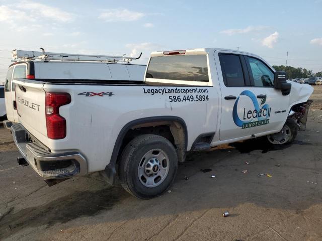 Chevrolet Silverado K2500 Heavy Duty Image 3