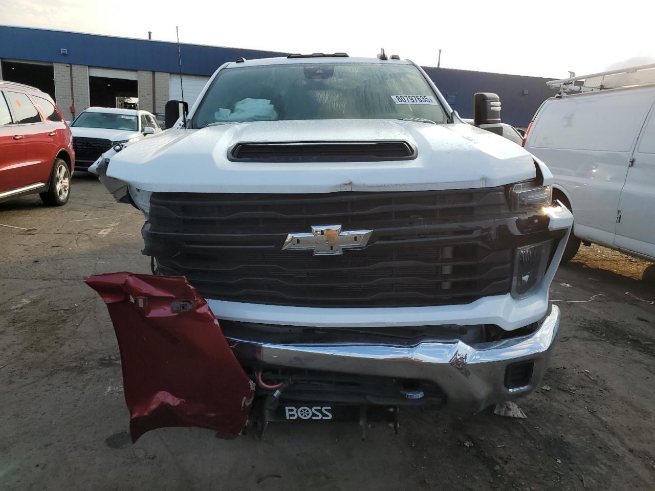 Chevrolet Silverado K2500 Heavy Duty Image 4