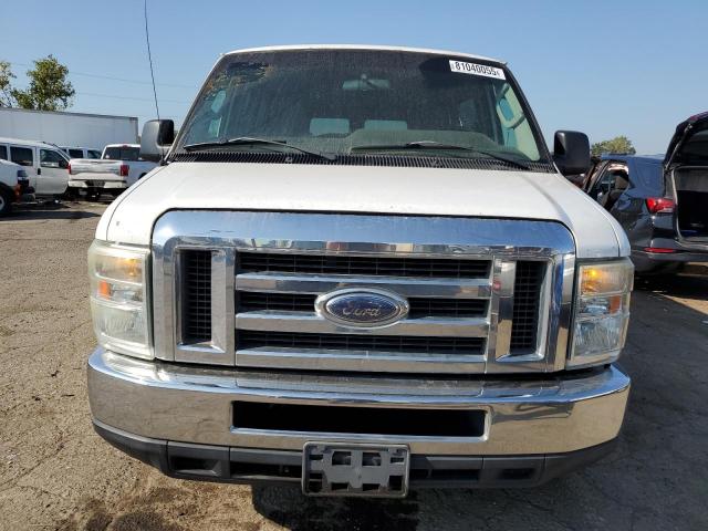 Ford Econoline E350 Super Duty Wagon Image 10