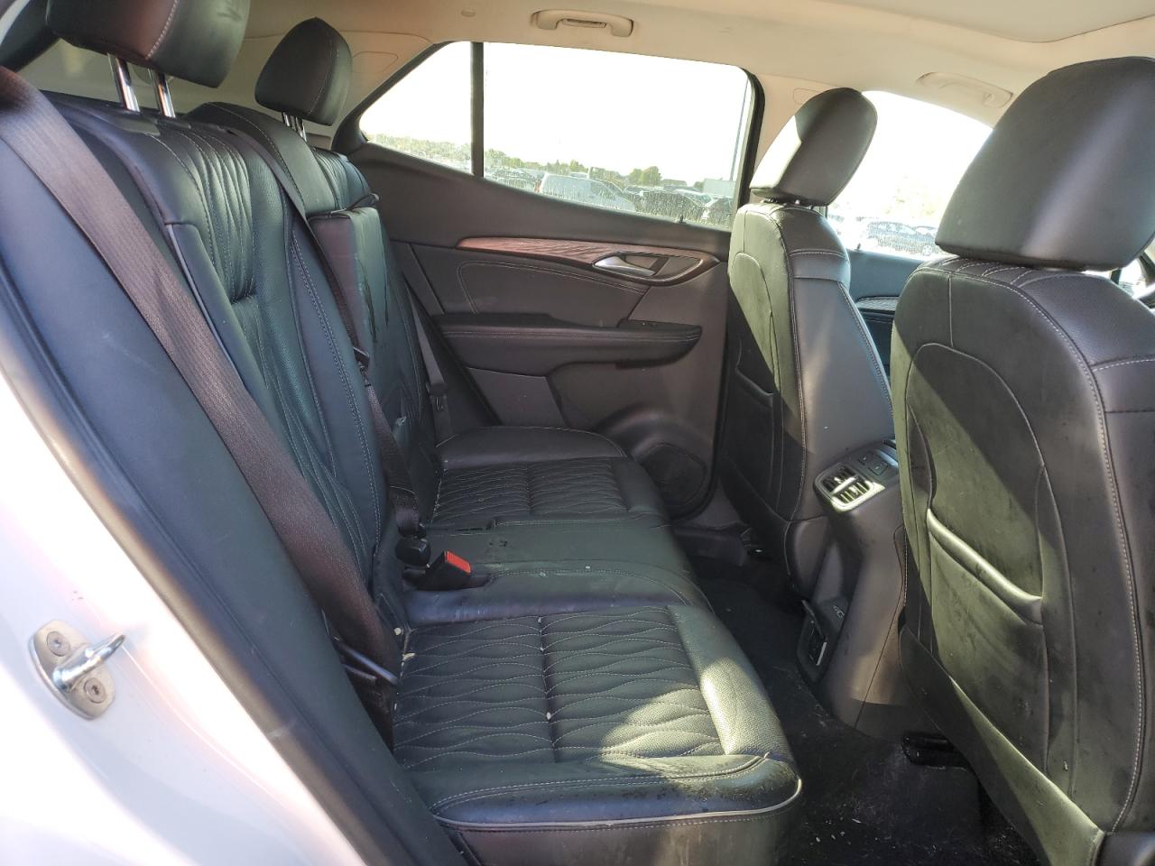 Buick Envision Avenir Image 2