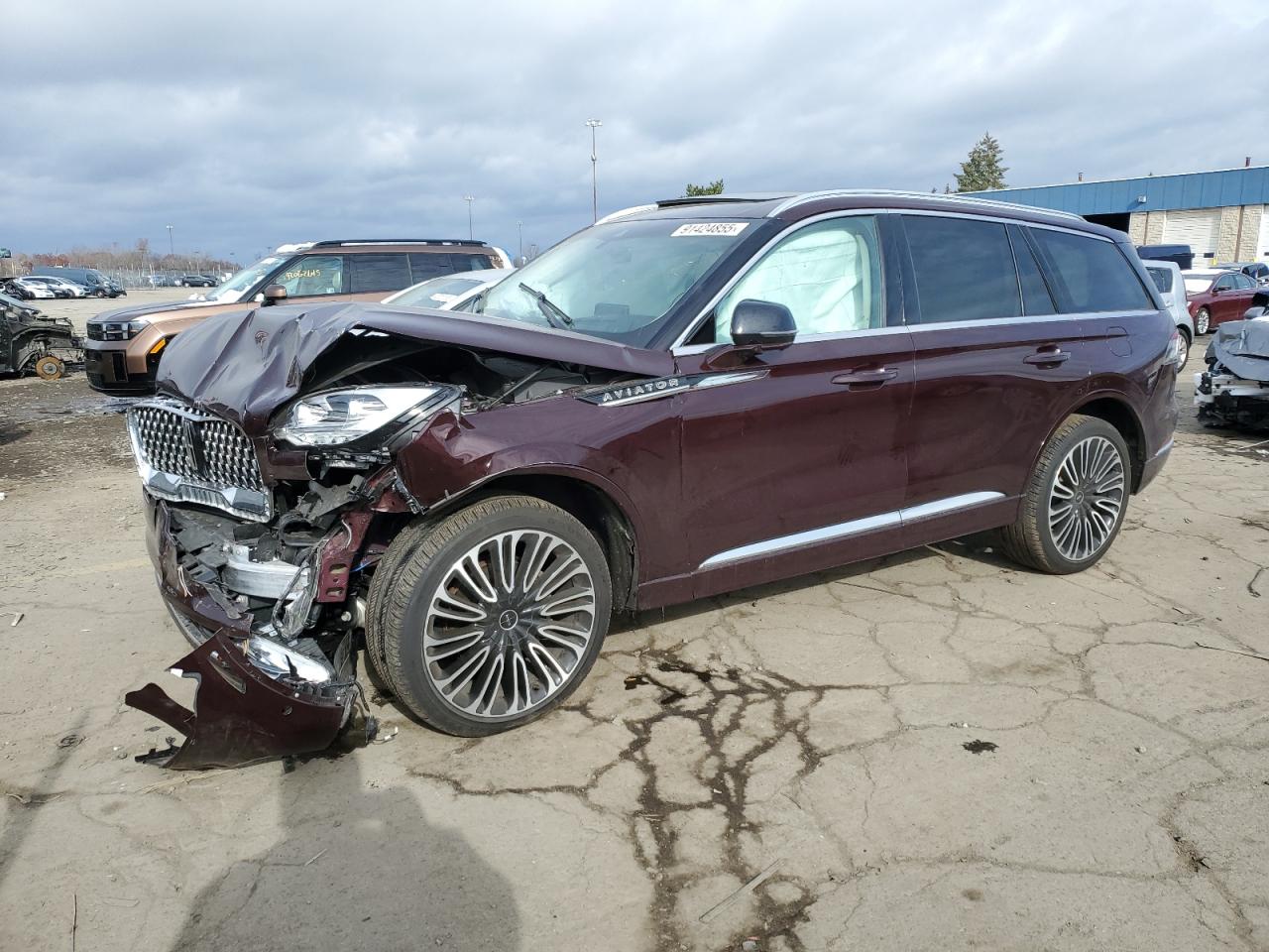 Lincoln Aviator Black Label Image 1