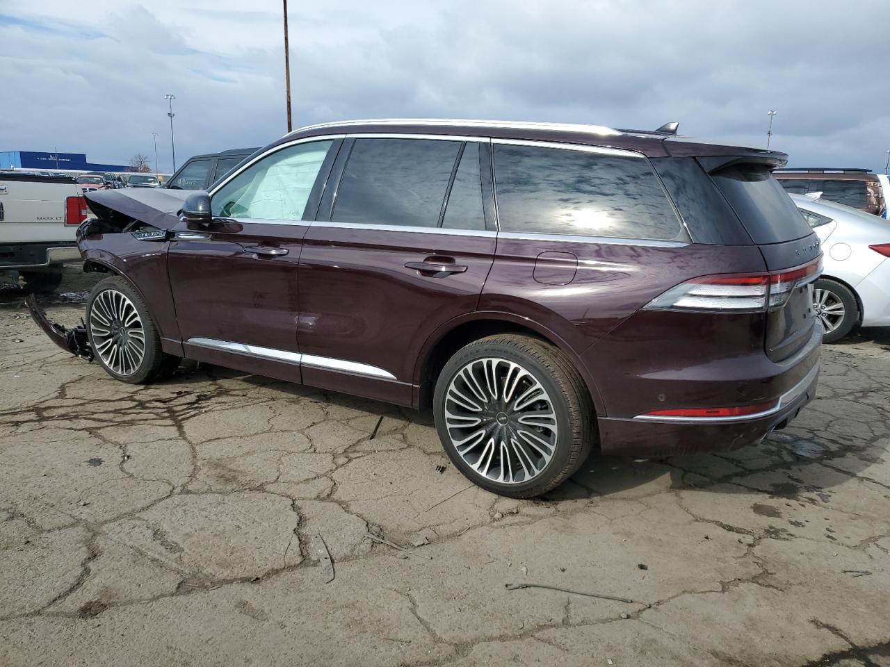 Lincoln Aviator Black Label Image 10