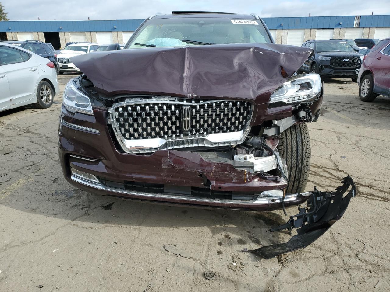 Lincoln Aviator Black Label Image 12