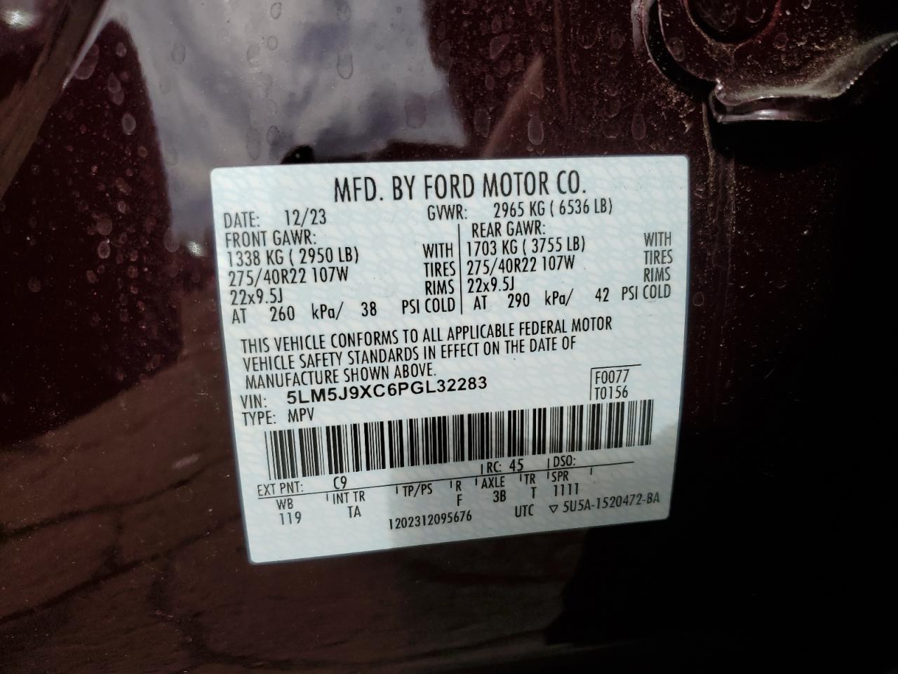 Lincoln Aviator Black Label Image 8