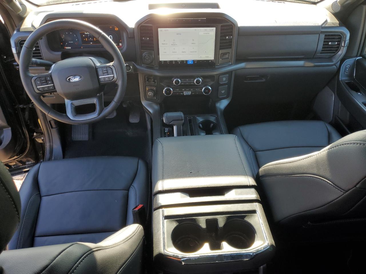 Ford F-150 Xlt Image 4