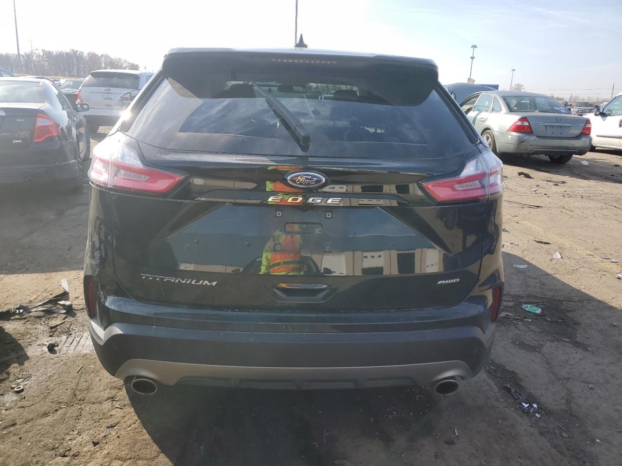 Ford Edge Titanium Image 9