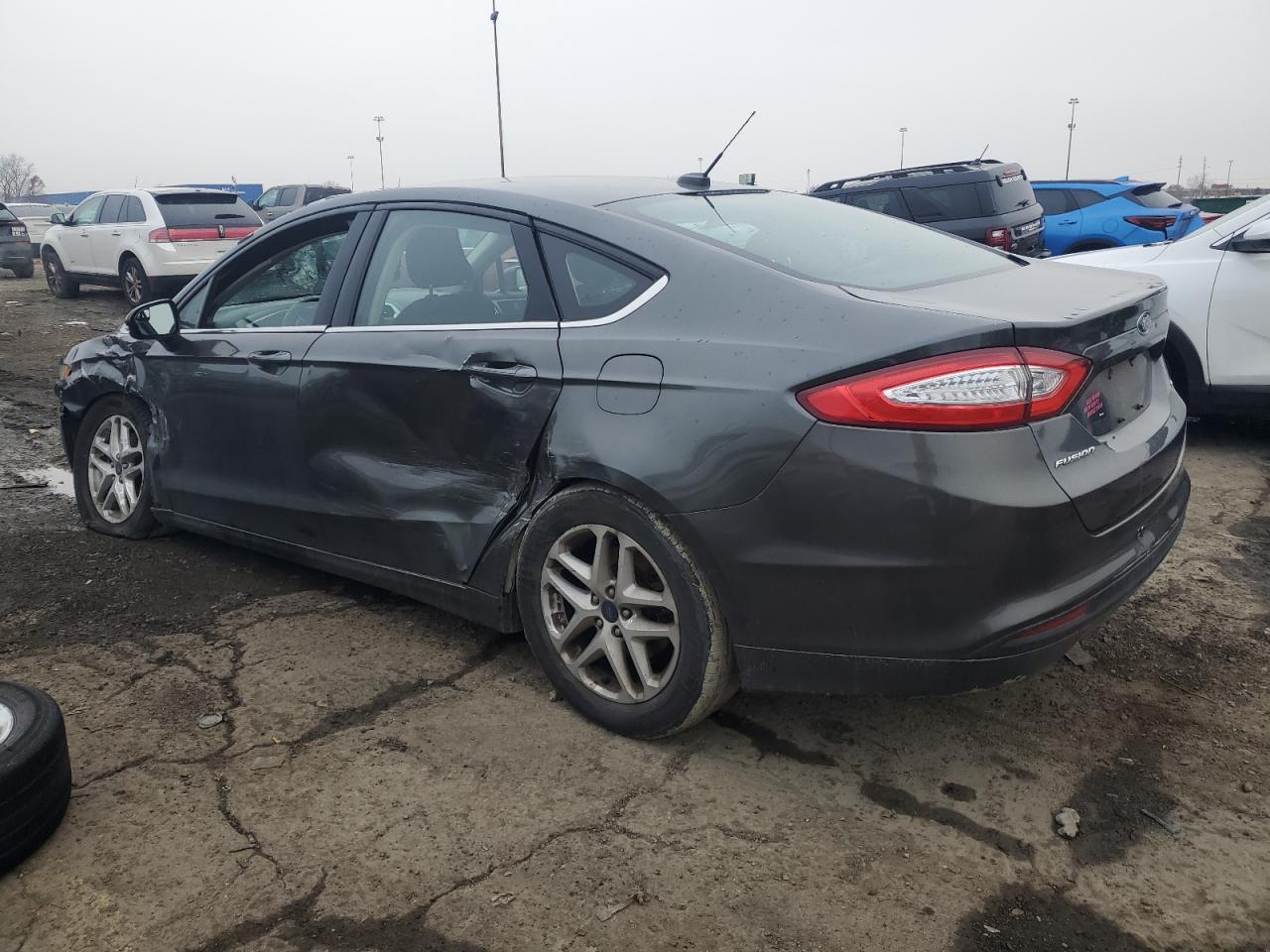 Ford Fusion Se Image 3