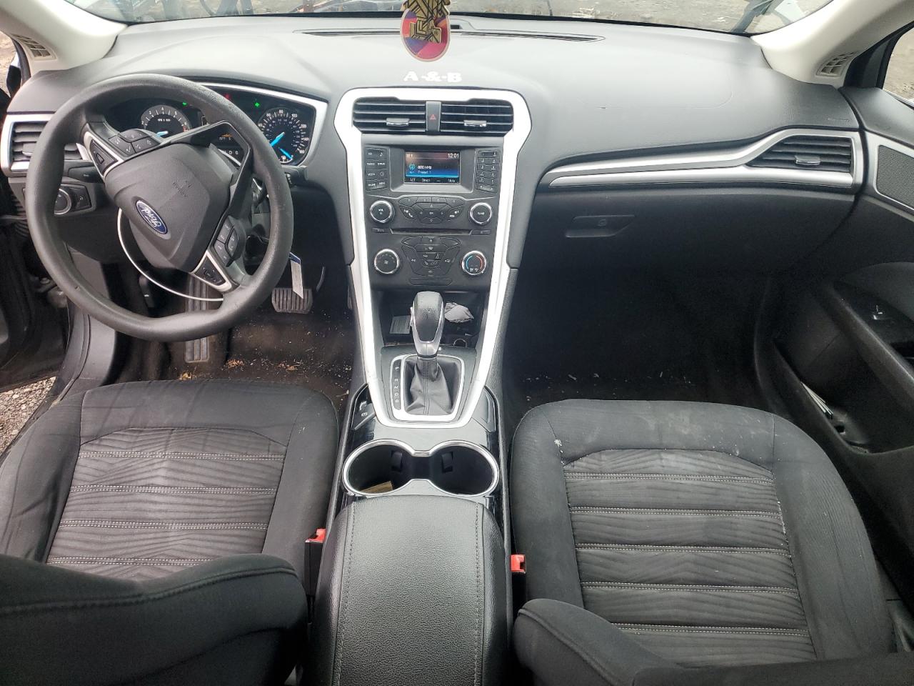 Ford Fusion Se Image 6