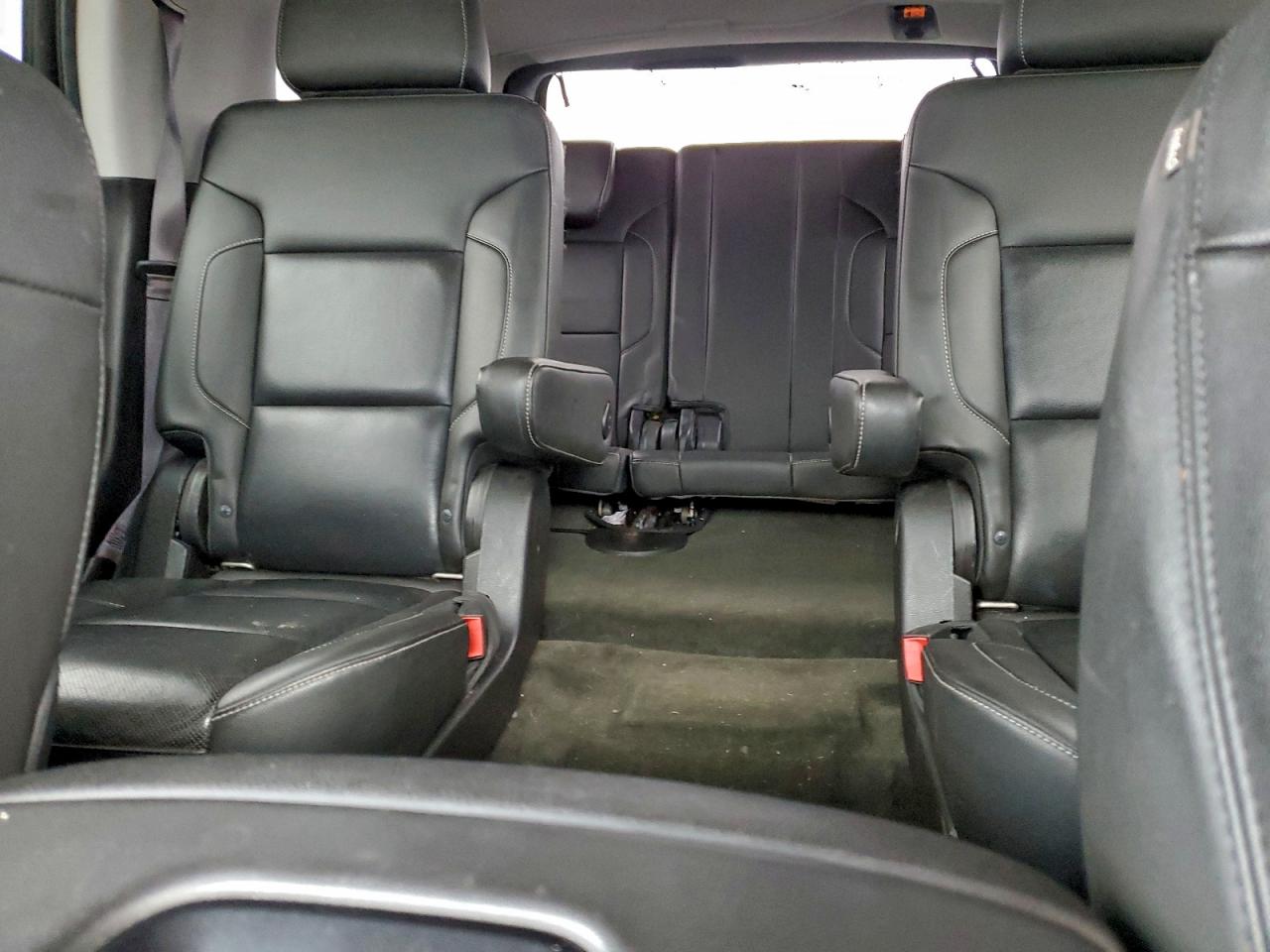 Chevrolet Tahoe K1500 Ltz Image 13