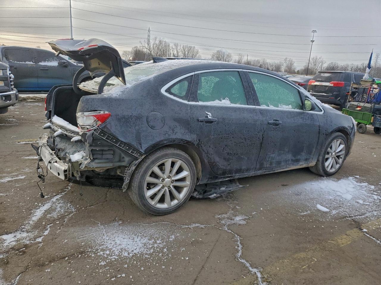 Buick Verano Convenience Image 3